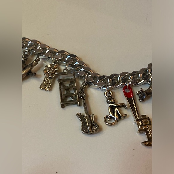 Luxury Charm cuban link bracelet - Picture 7 of 8